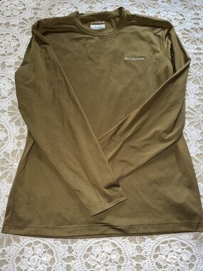Columbia Olive Green Long Sleeve Performance Shirt